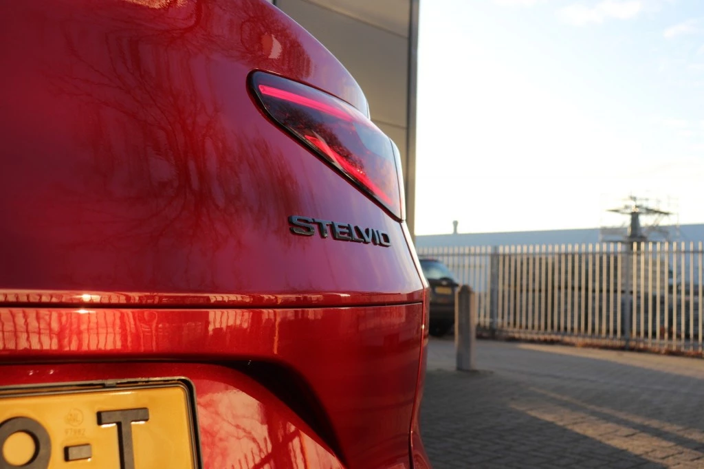 Hoofdafbeelding Alfa Romeo Stelvio