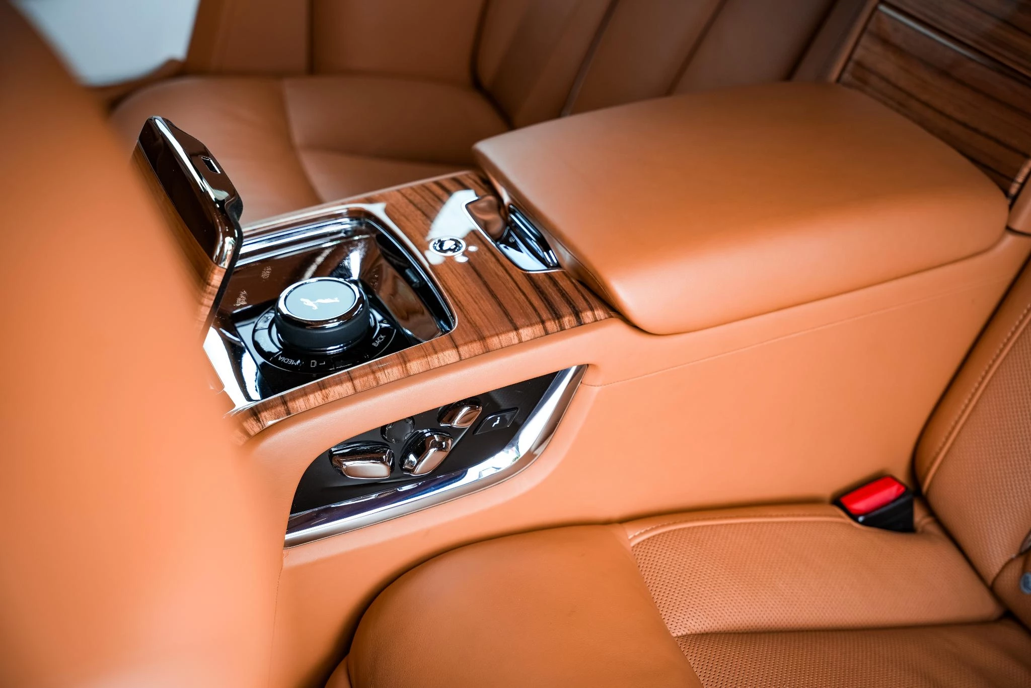 Hoofdafbeelding Rolls-Royce Phantom