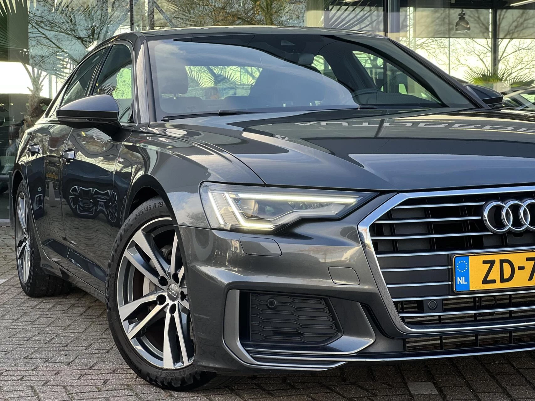 Hoofdafbeelding Audi A6