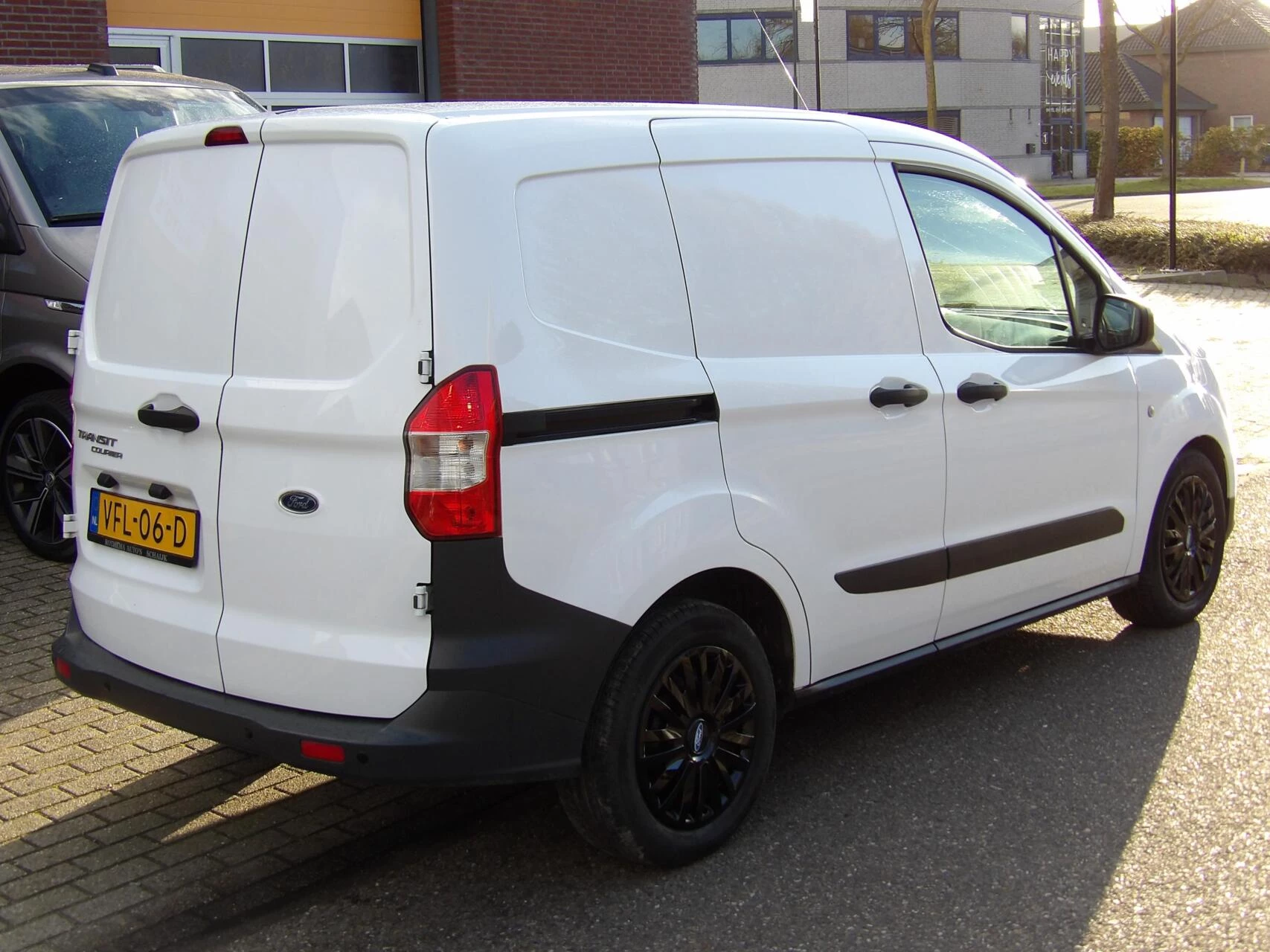 Hoofdafbeelding Ford Transit Courier