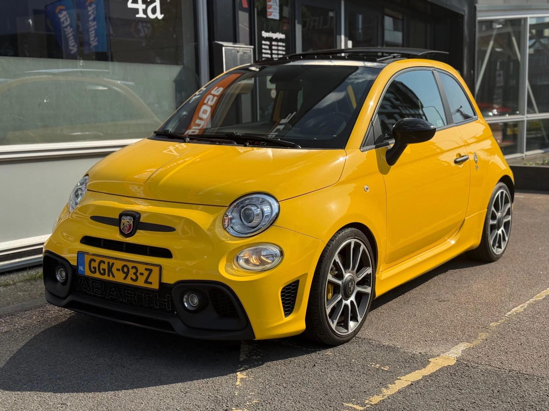Hoofdafbeelding Fiat 500