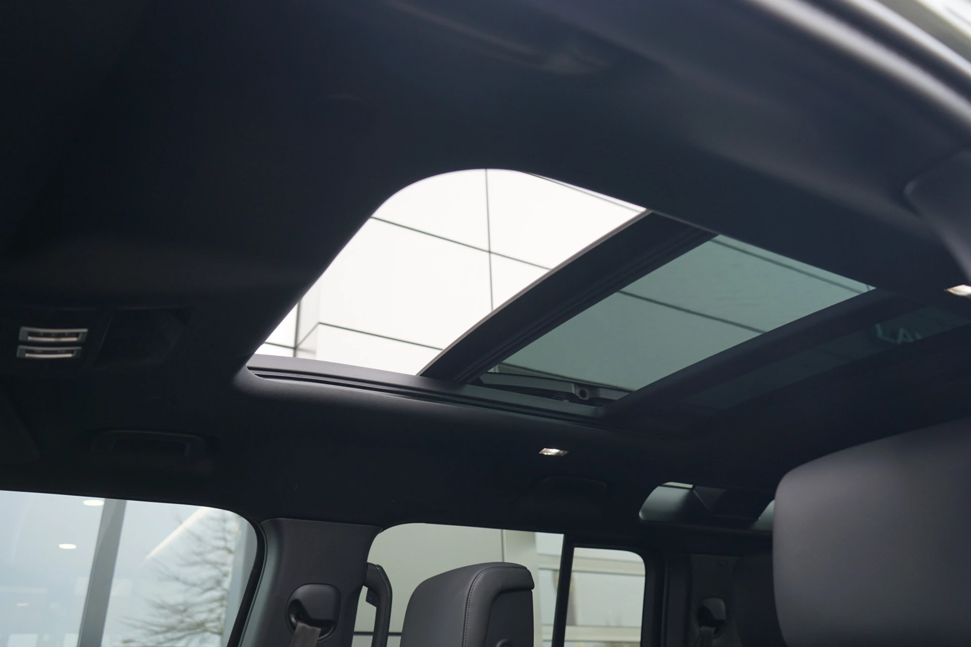 Hoofdafbeelding Land Rover Defender