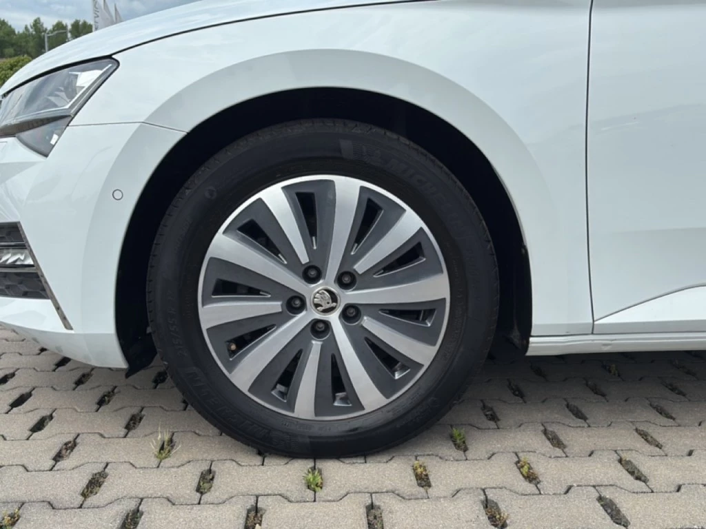 Hoofdafbeelding Škoda Superb