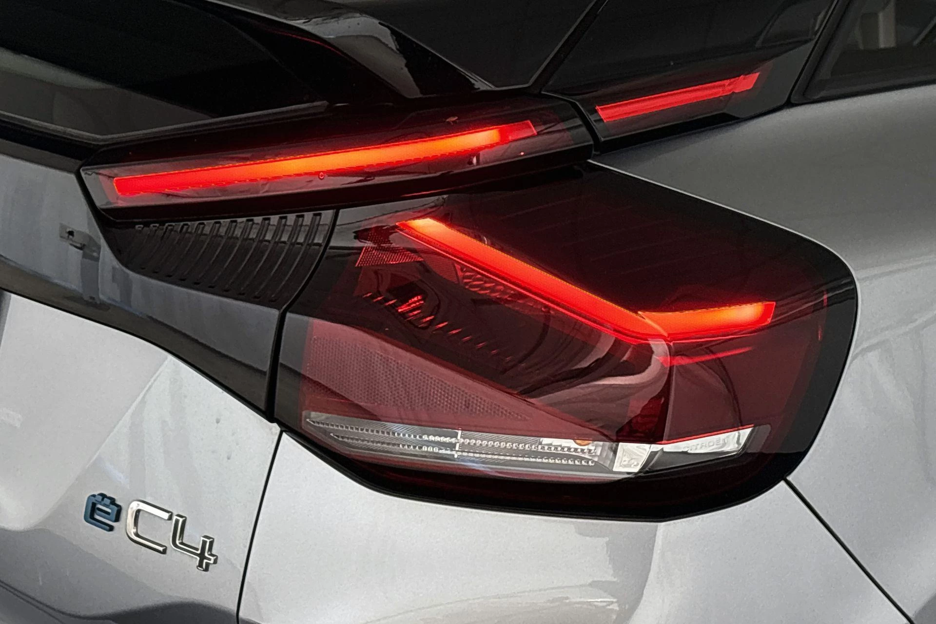 Hoofdafbeelding Citroën ë-C4