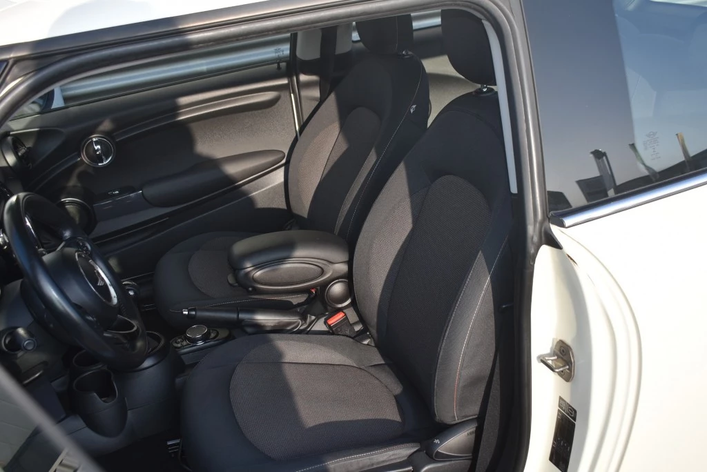 Hoofdafbeelding MINI One