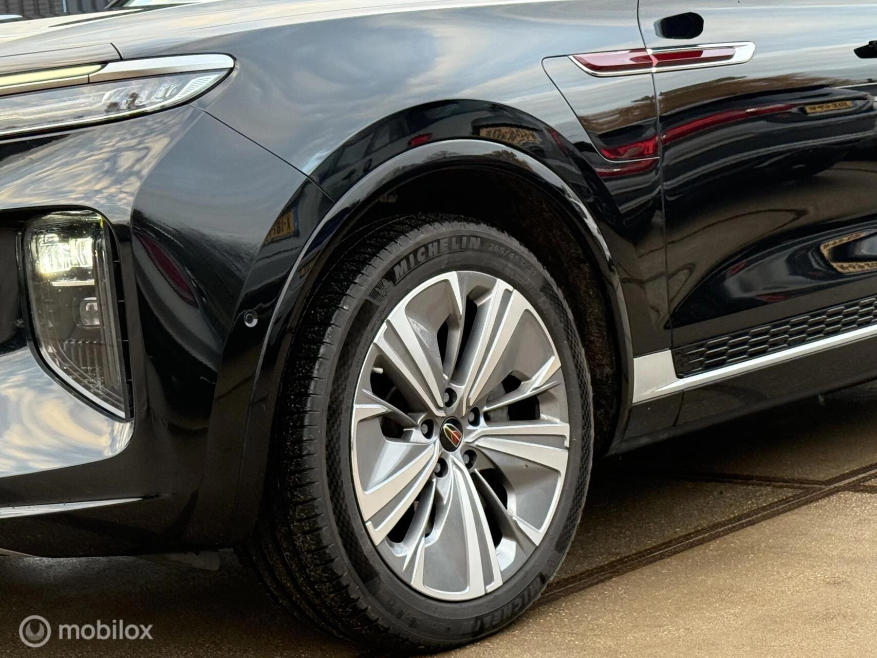 Hoofdafbeelding Hongqi E-HS9