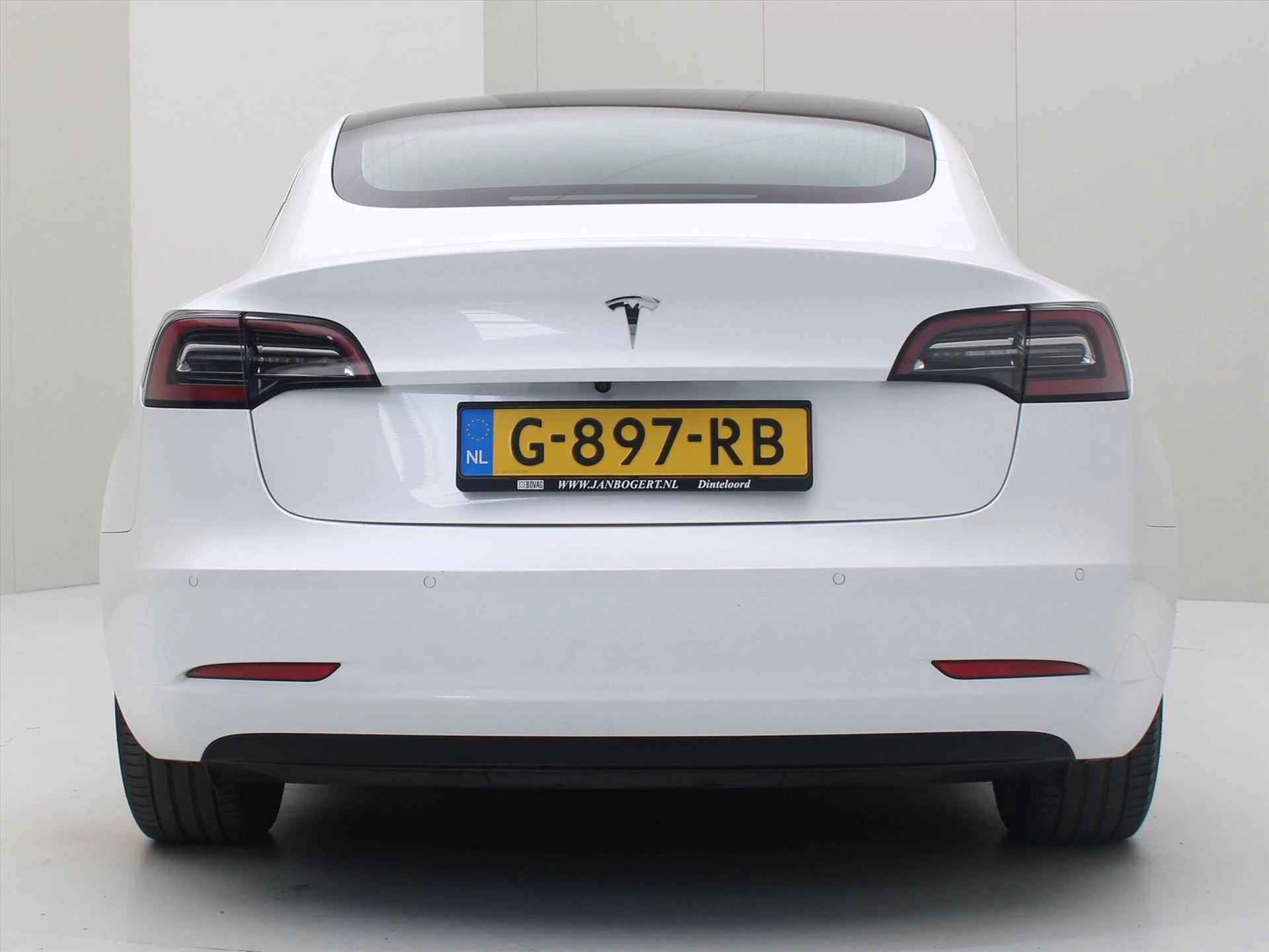 Hoofdafbeelding Tesla Model 3