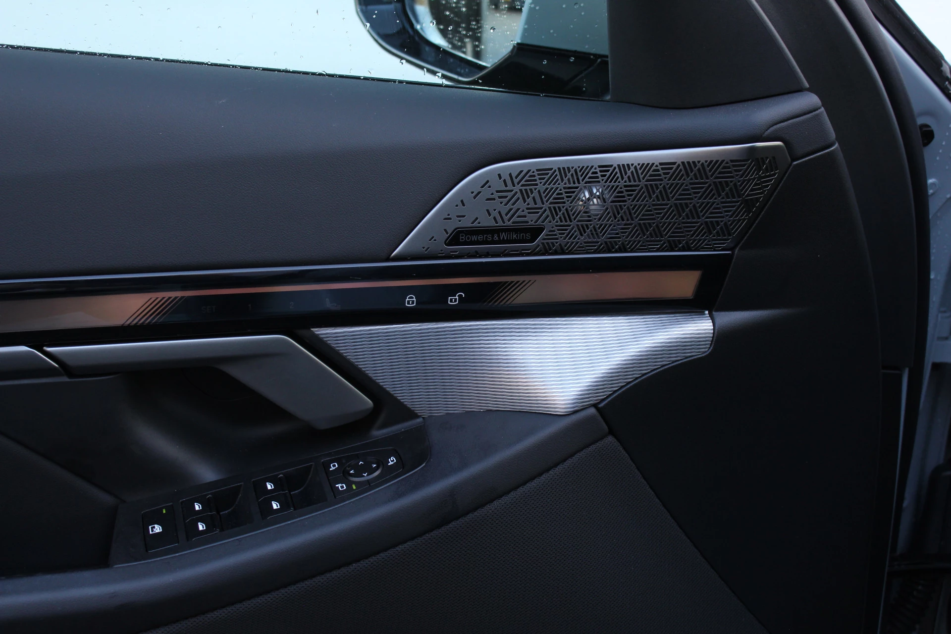 Hoofdafbeelding BMW i5