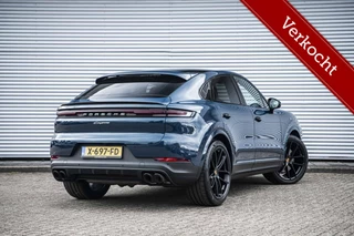 Porsche Cayenne 3.0 E-Hybrid | MY24 | Panodak | Bose | 22 inch | 18-weg | Trekhaak | NL Auto |