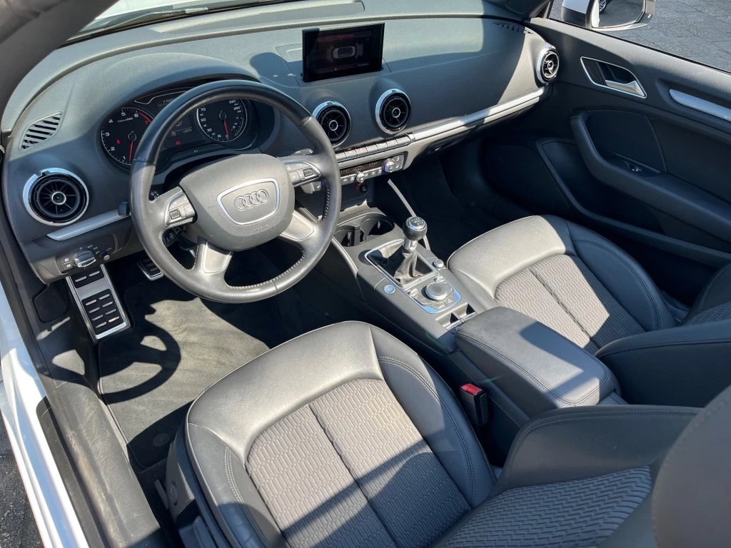 Hoofdafbeelding Audi Cabriolet