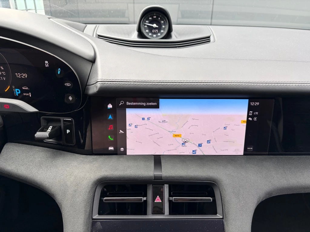 Hoofdafbeelding Porsche Taycan