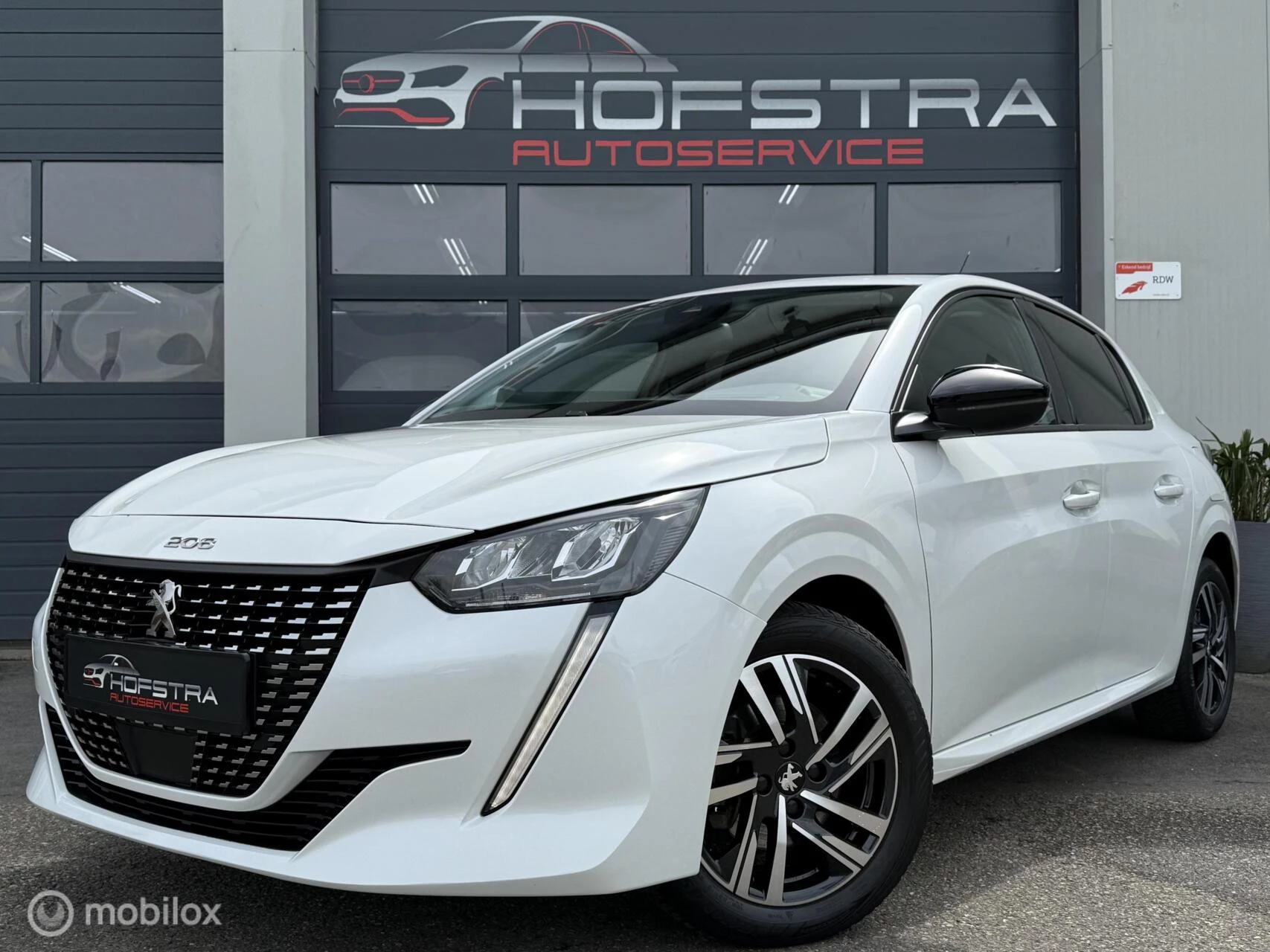 Hoofdafbeelding Peugeot 208