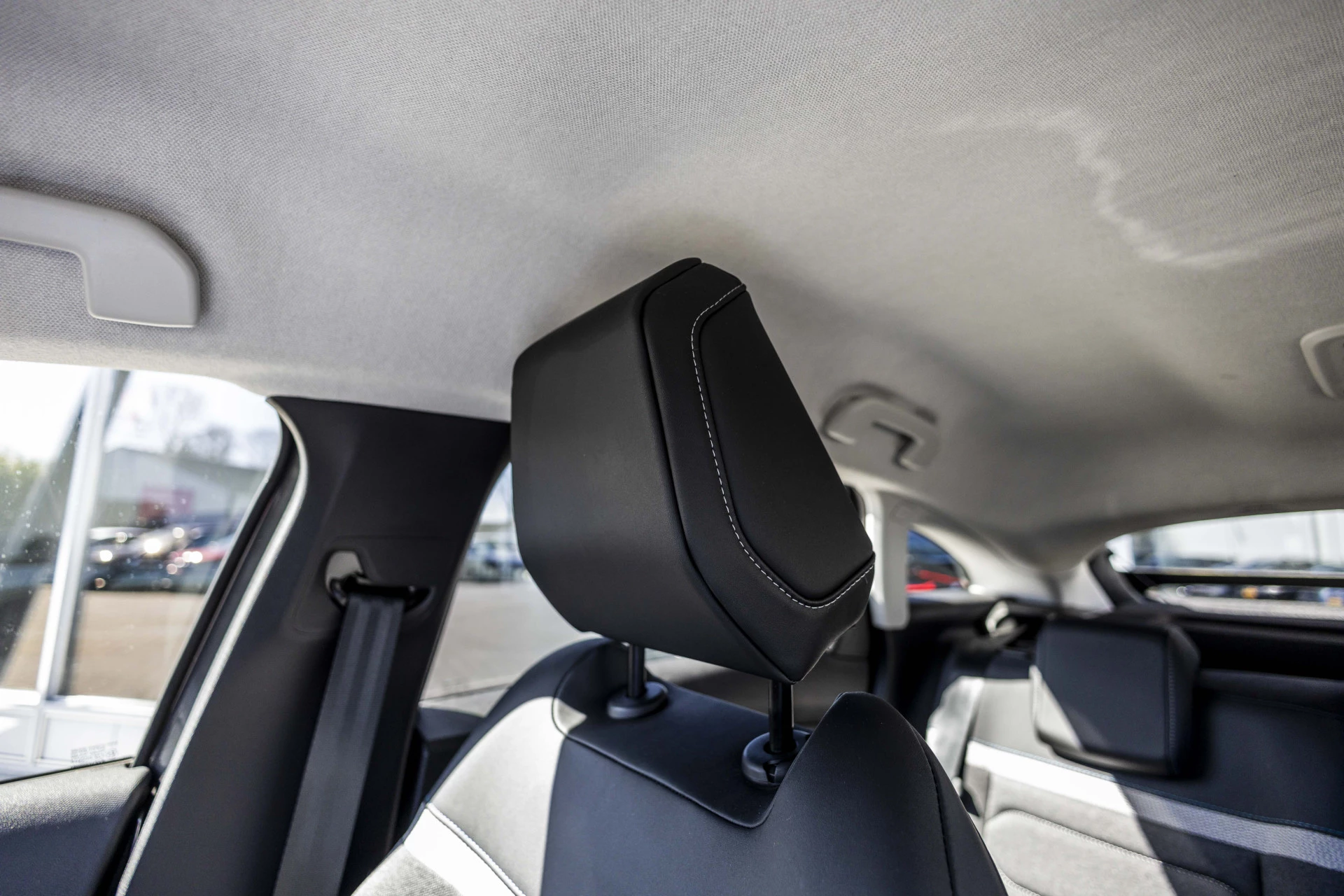 Hoofdafbeelding Citroën ë-C4