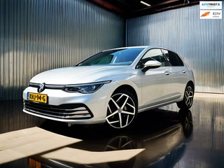 Volkswagen GOLF 1.4 eHybrid Style plugin_204PK_Carplay_stoel massage_ACC
