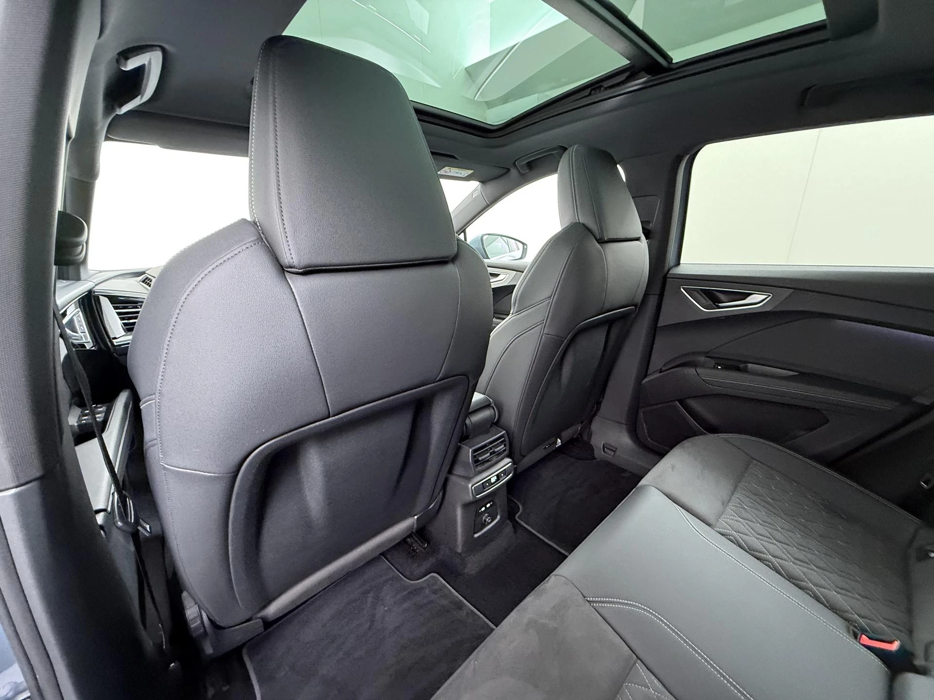 Hoofdafbeelding Audi Q4 e-tron