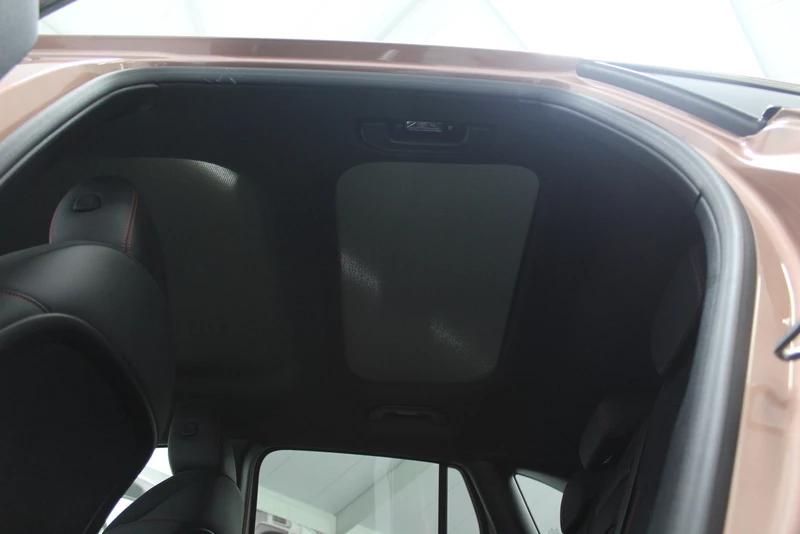 Hoofdafbeelding Mercedes-Benz EQA