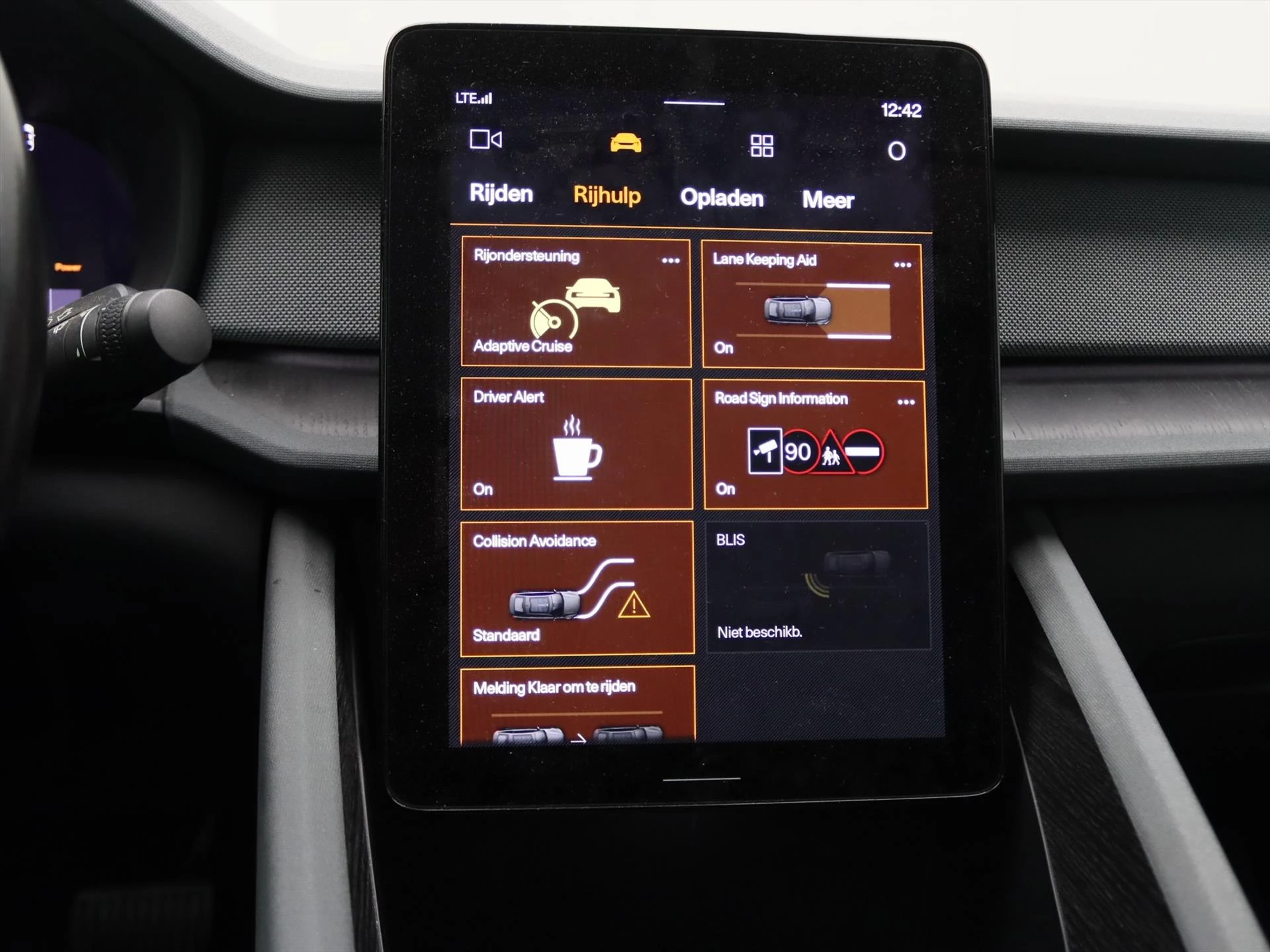 Hoofdafbeelding Polestar 2