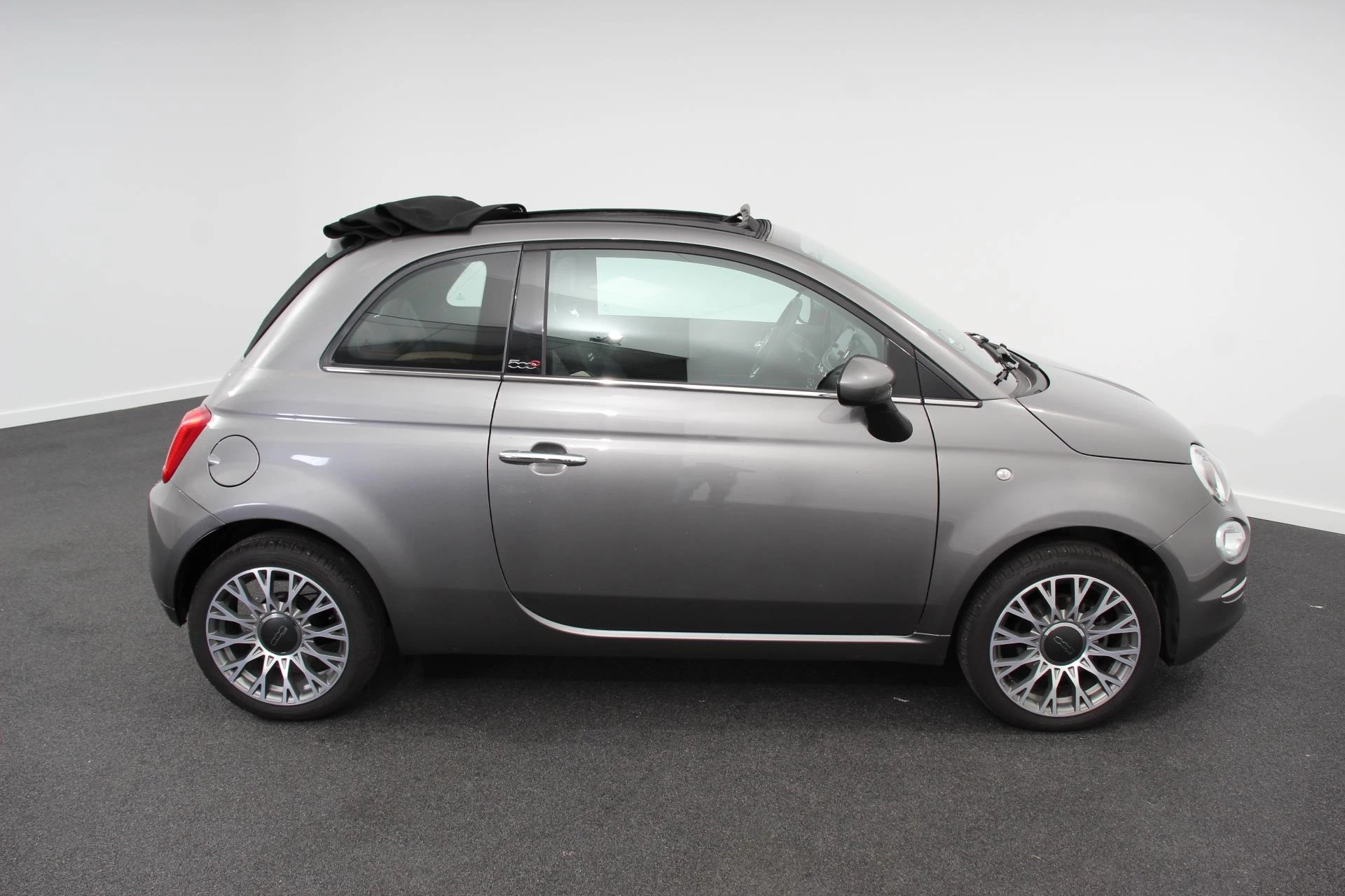 Hoofdafbeelding Fiat 500C