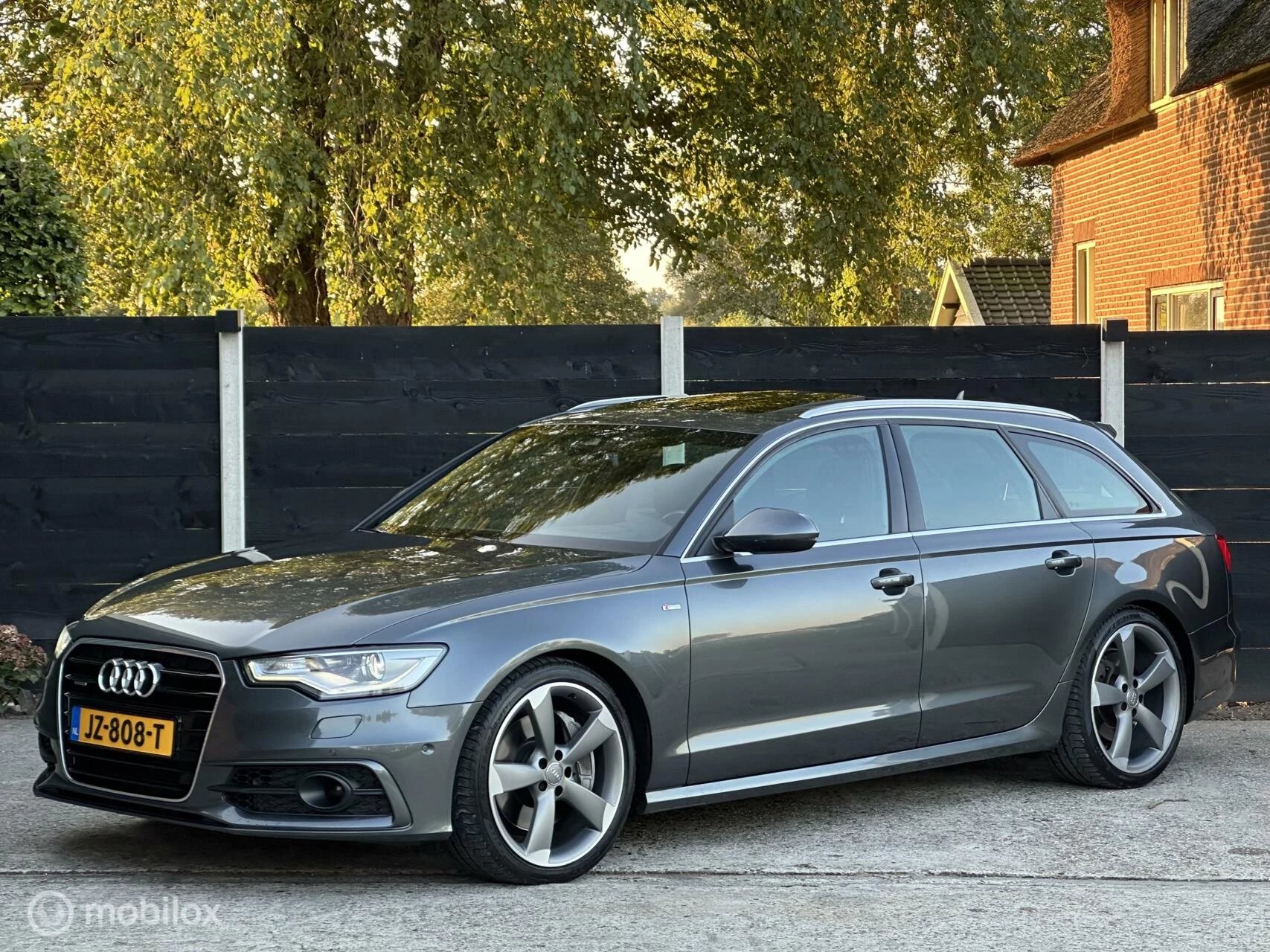 Hoofdafbeelding Audi A6