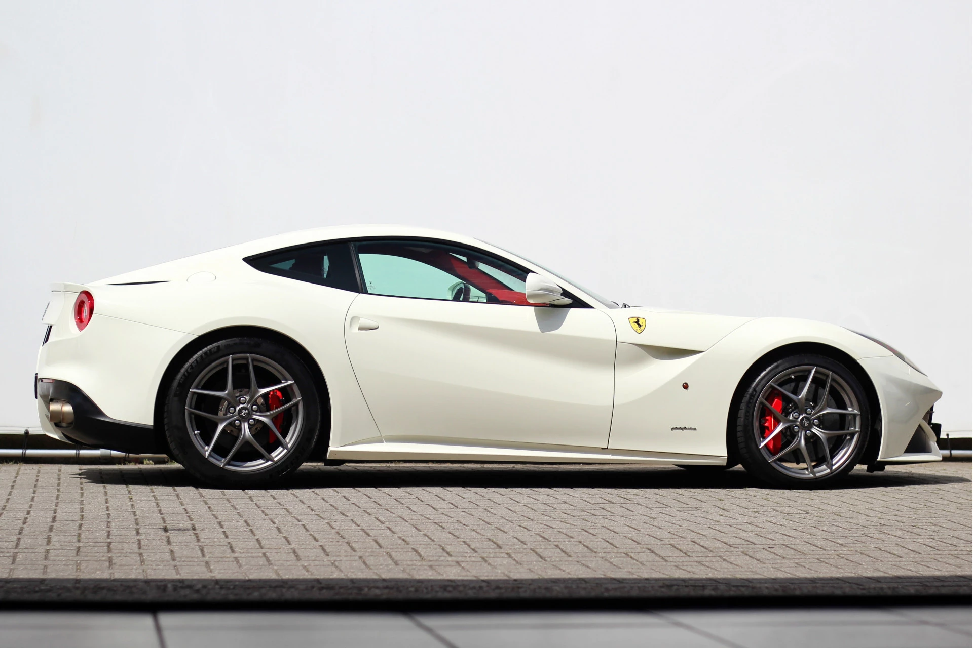 Hoofdafbeelding Ferrari F12