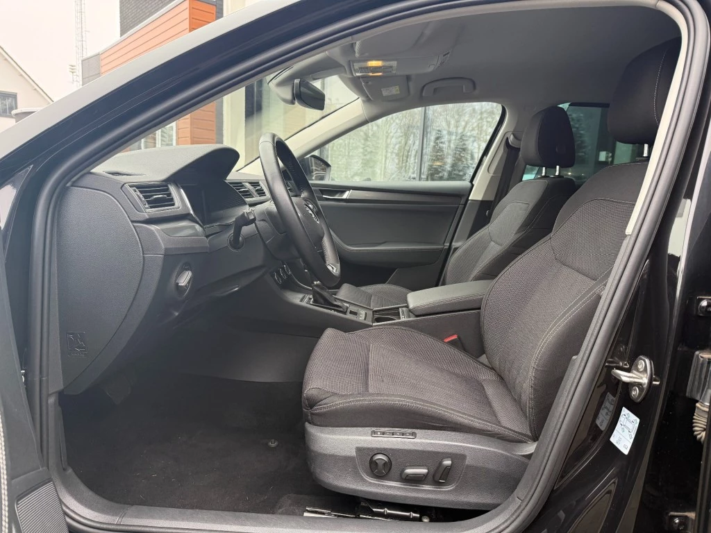 Hoofdafbeelding Škoda Superb