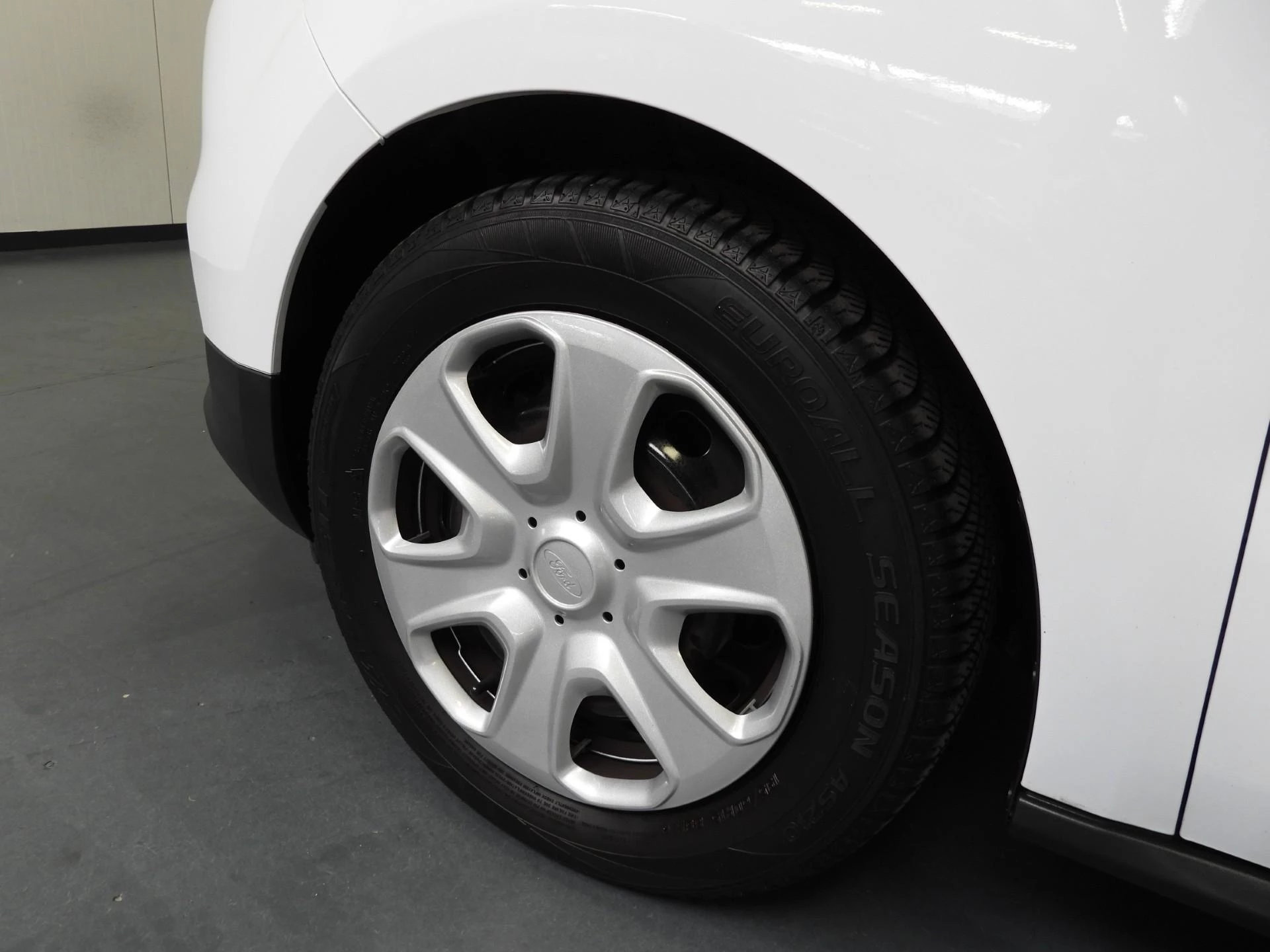 Hoofdafbeelding Ford Transit Courier