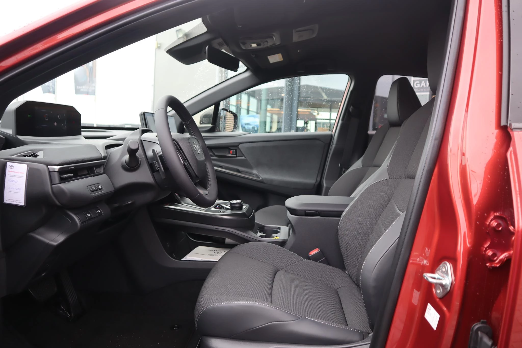 Hoofdafbeelding Toyota C-HR+