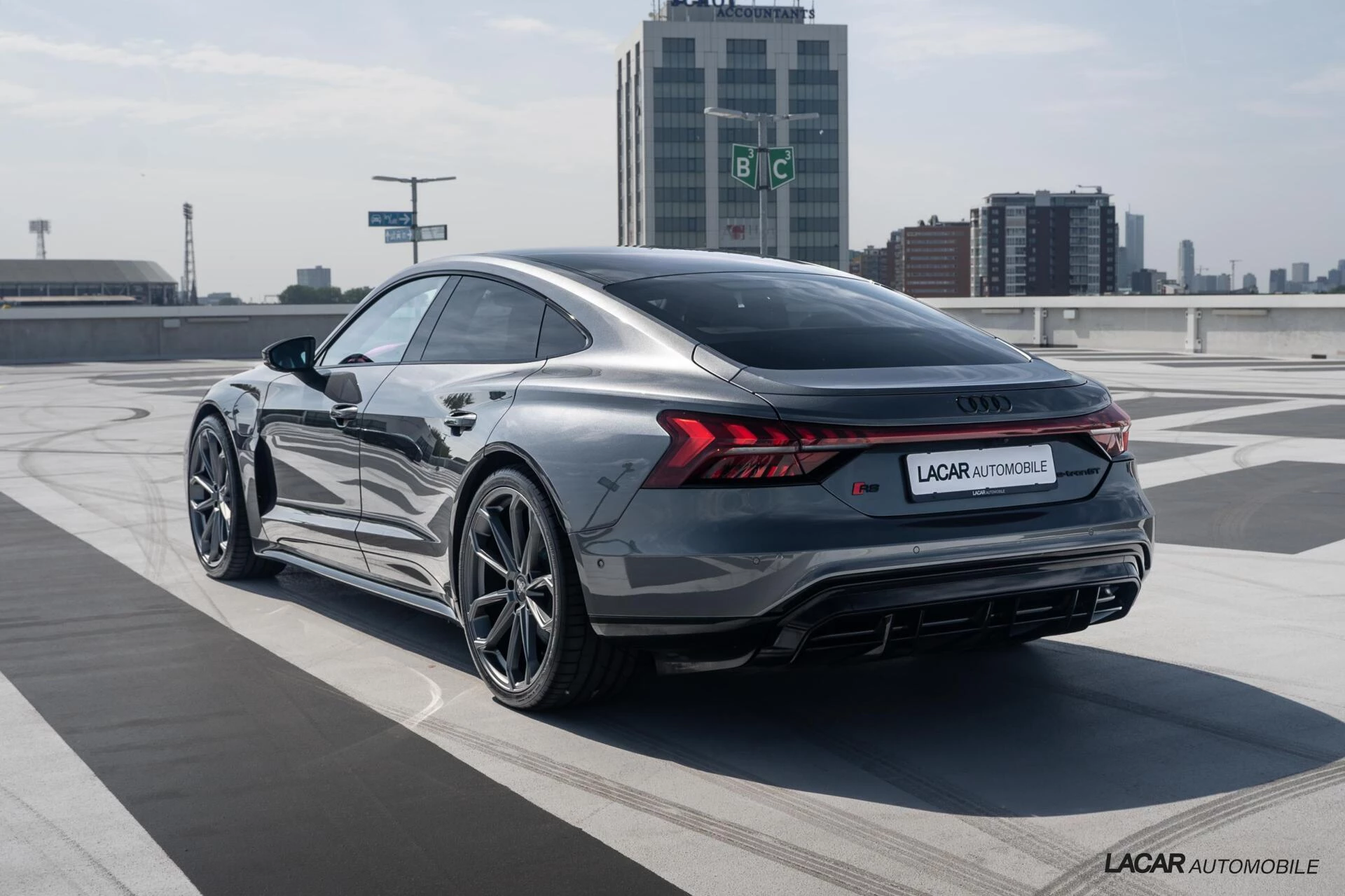 Hoofdafbeelding Audi e-tron GT