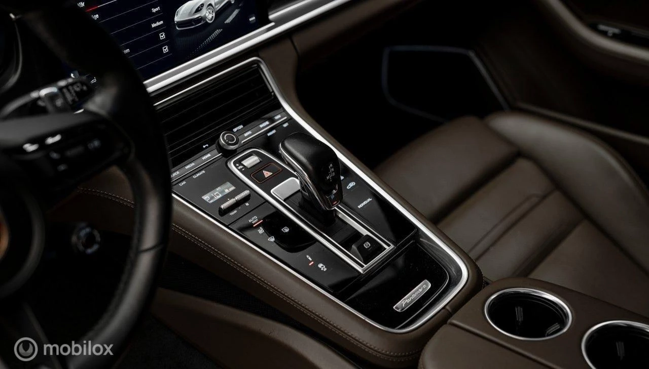 Hoofdafbeelding Porsche Panamera