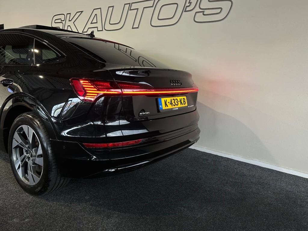 Hoofdafbeelding Audi e-tron