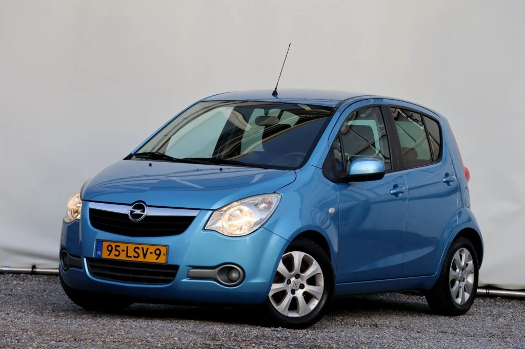 Hoofdafbeelding Opel Agila