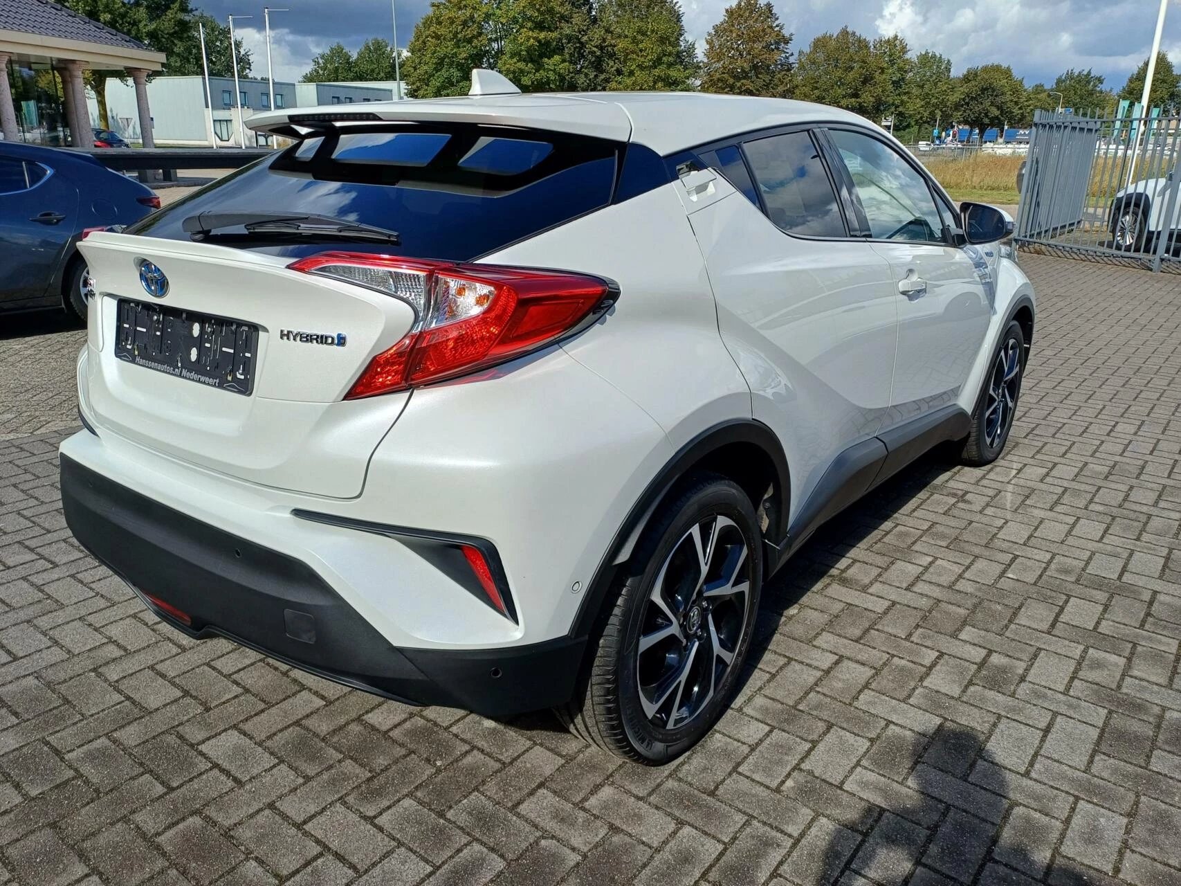 Hoofdafbeelding Toyota C-HR