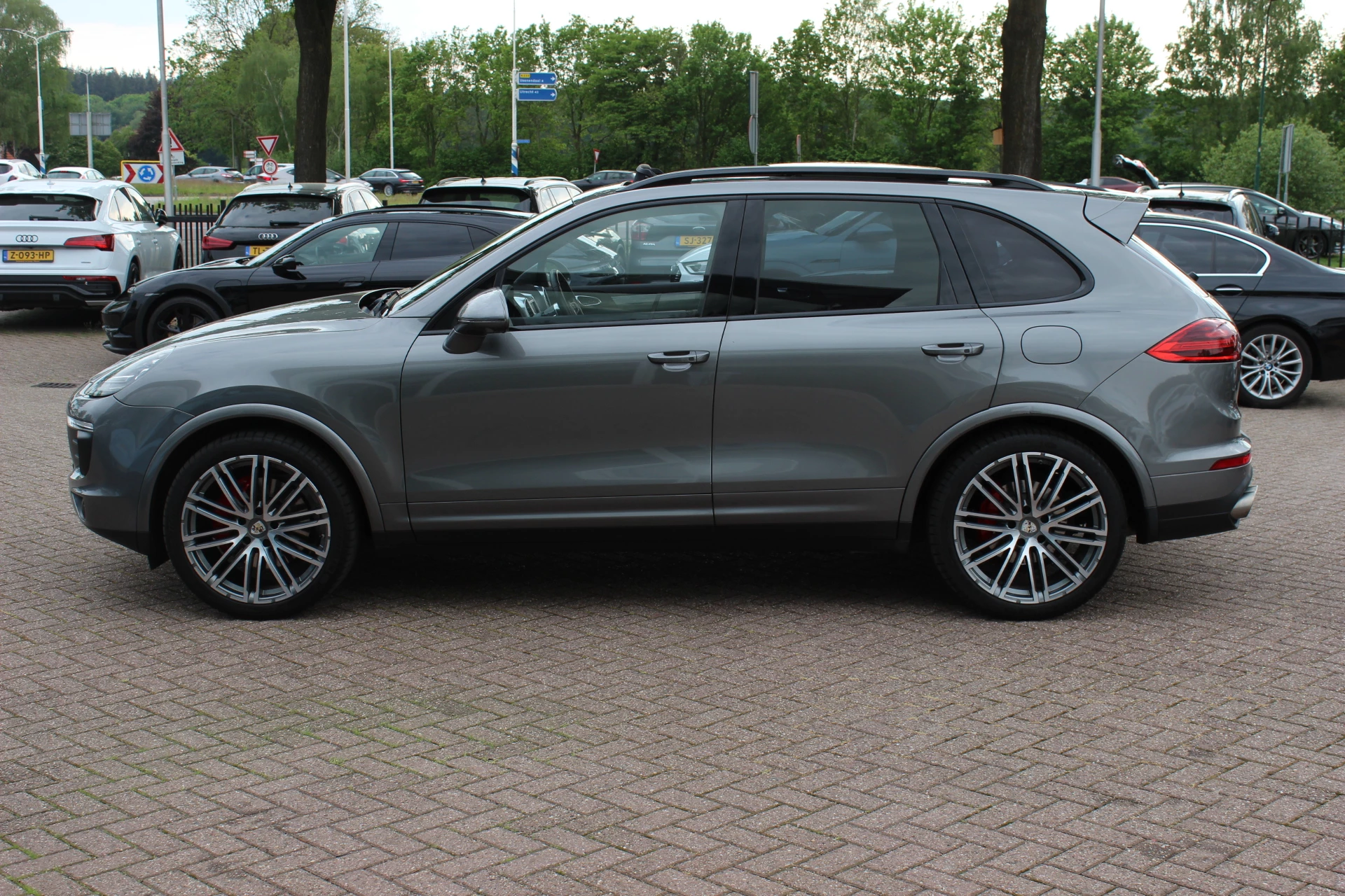 Hoofdafbeelding Porsche Cayenne