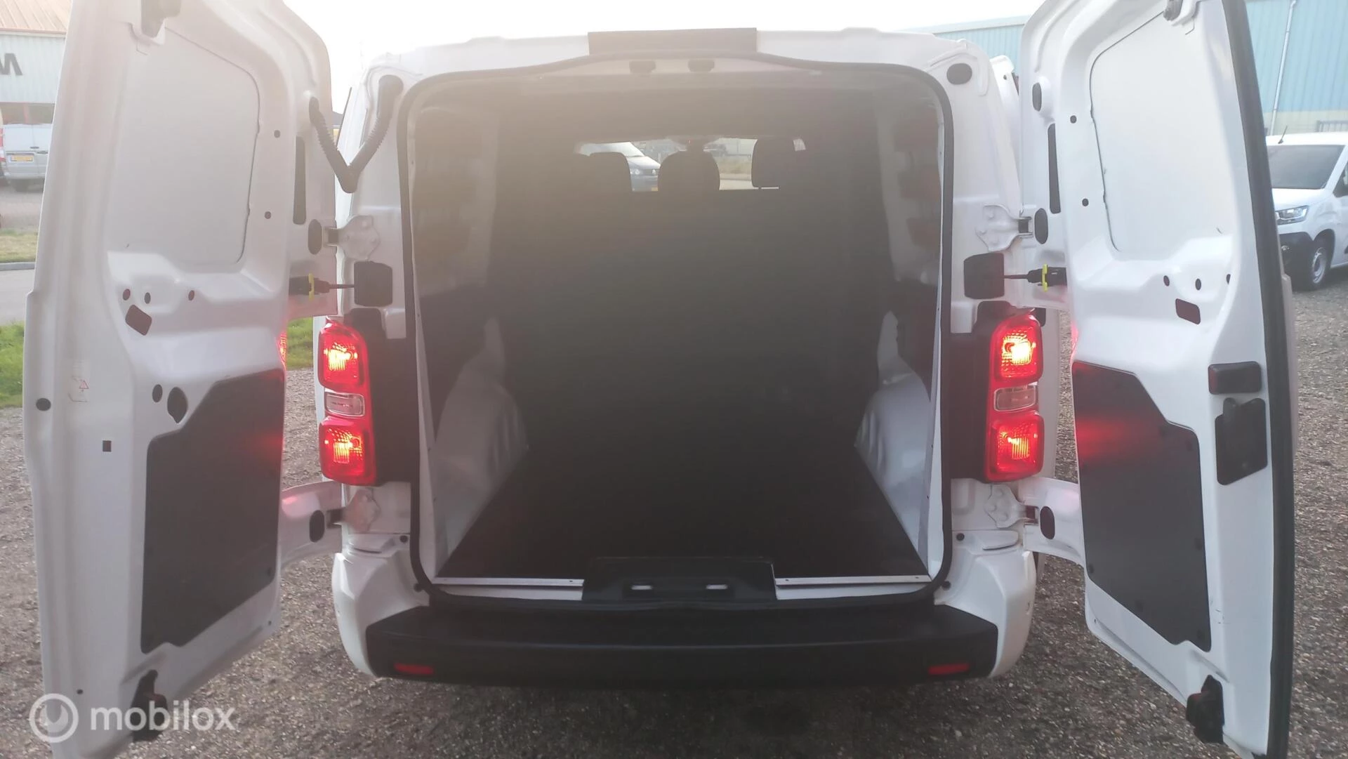 Hoofdafbeelding Peugeot Expert