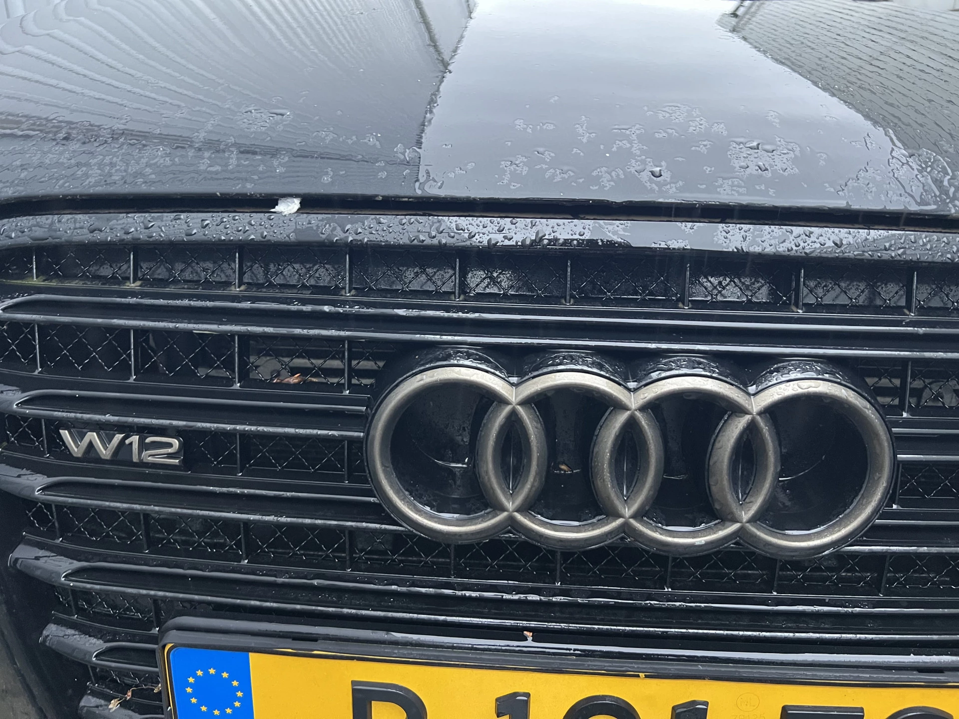 Hoofdafbeelding Audi A8