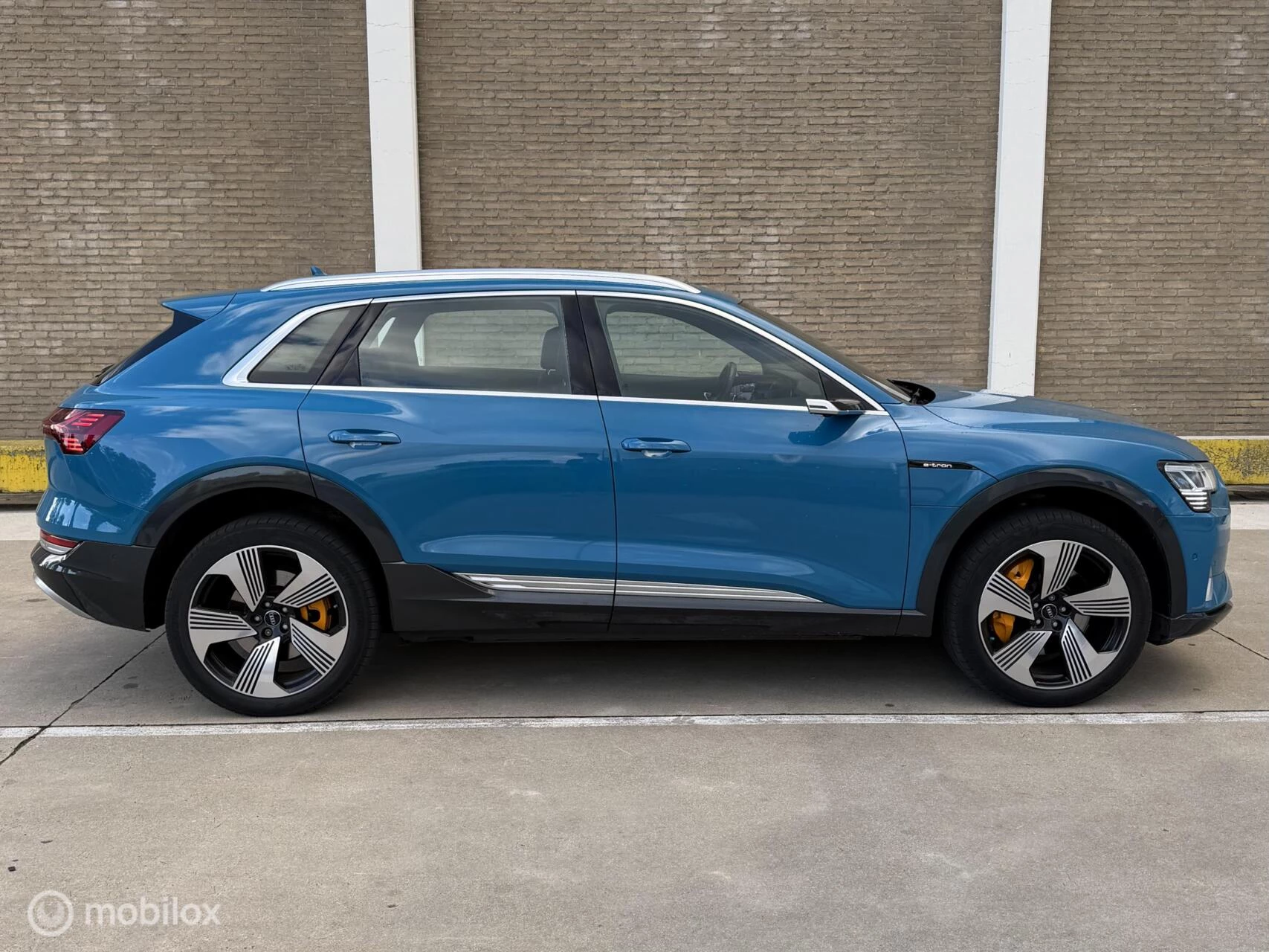 Hoofdafbeelding Audi e-tron