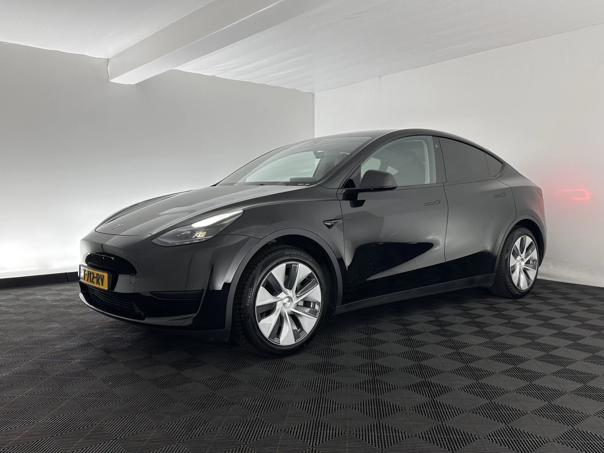 Hoofdafbeelding Tesla Model Y