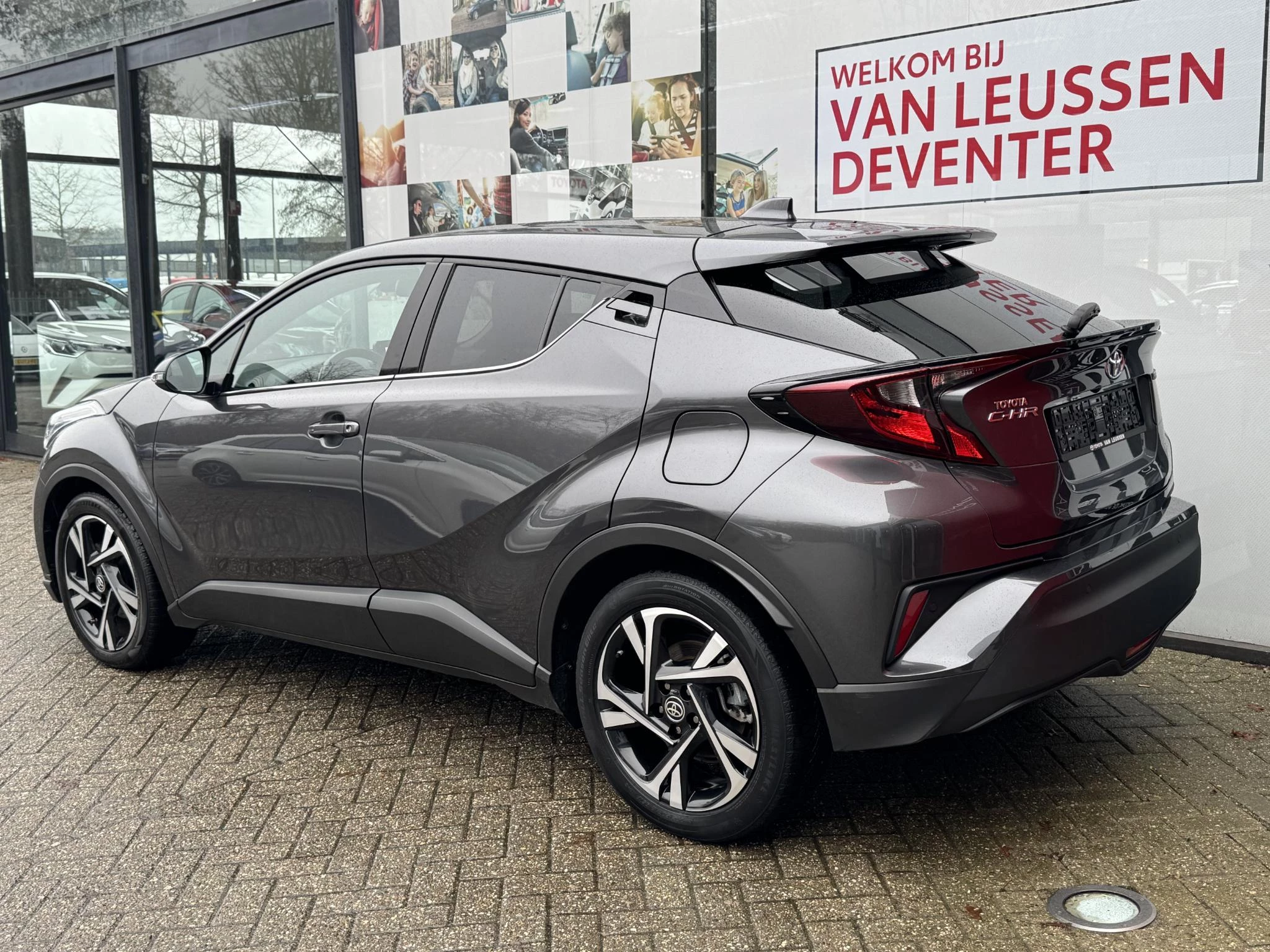 Hoofdafbeelding Toyota C-HR