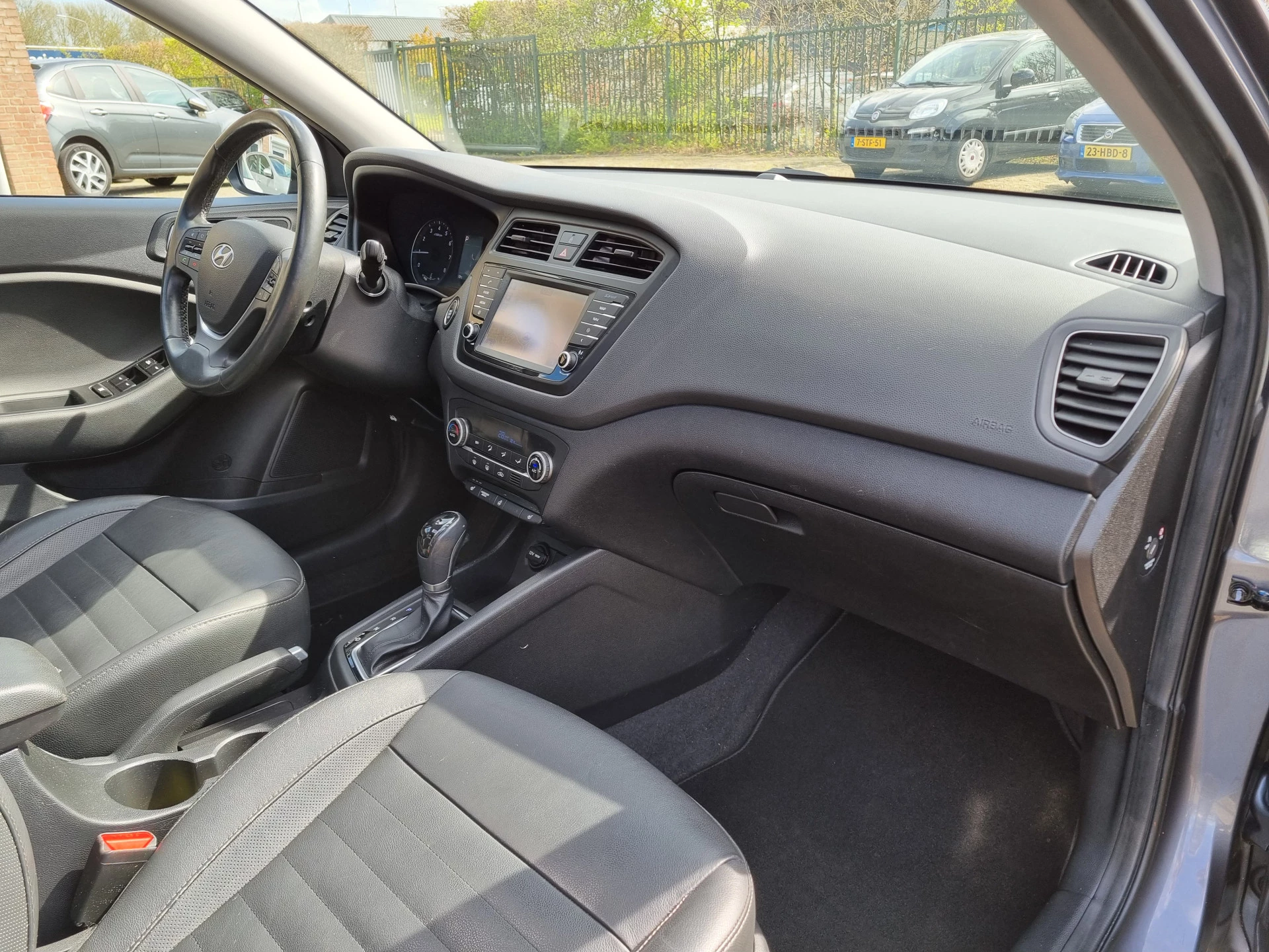 Hoofdafbeelding Hyundai i20