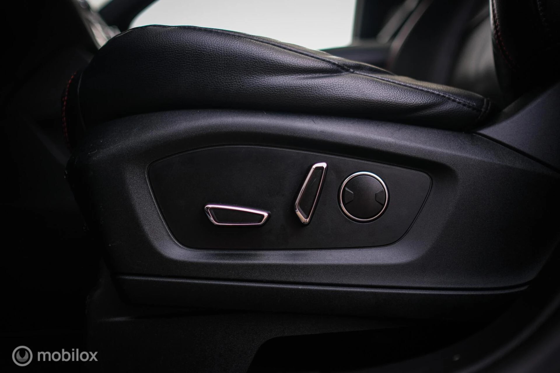 Hoofdafbeelding Ford Explorer