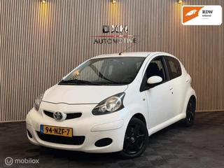 Toyota Aygo 5D 1.0 Dynamic Navigator APK-2027 NAVI BT AIRCO