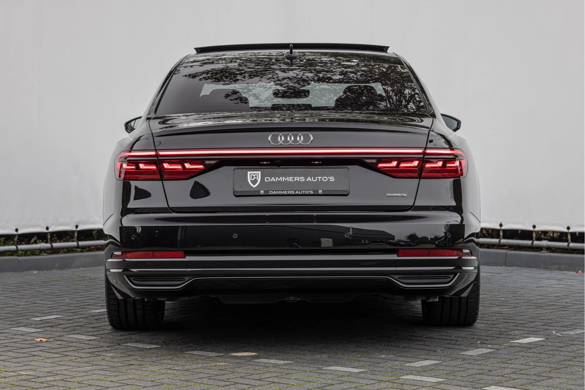 Hoofdafbeelding Audi A8