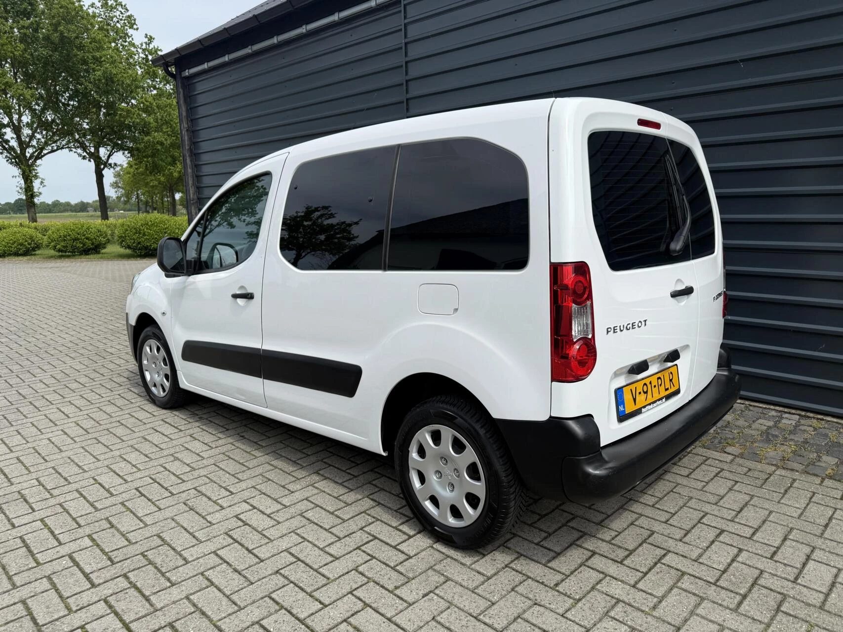 Hoofdafbeelding Peugeot Partner