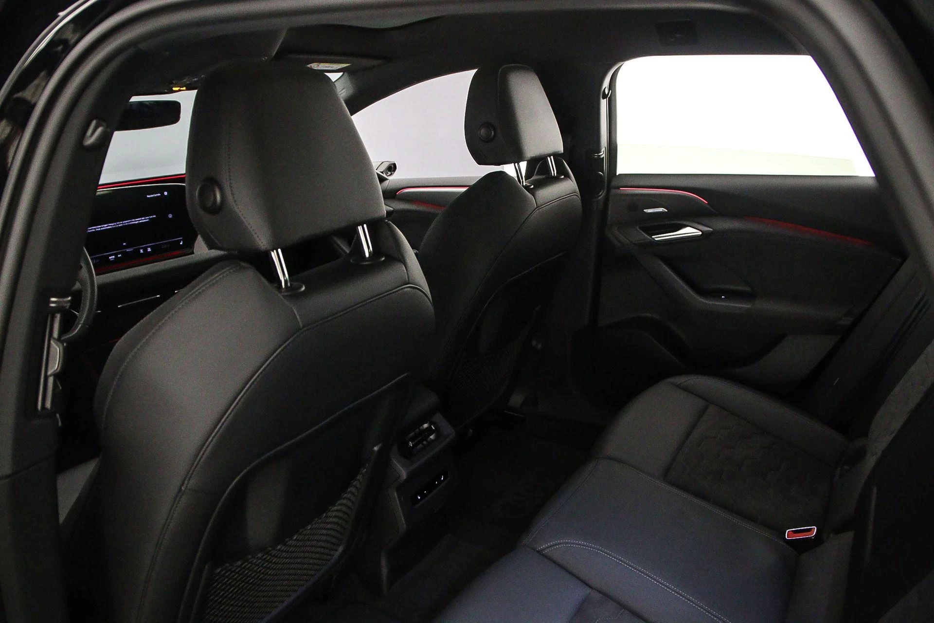 Hoofdafbeelding Audi A6 Avant e-tron