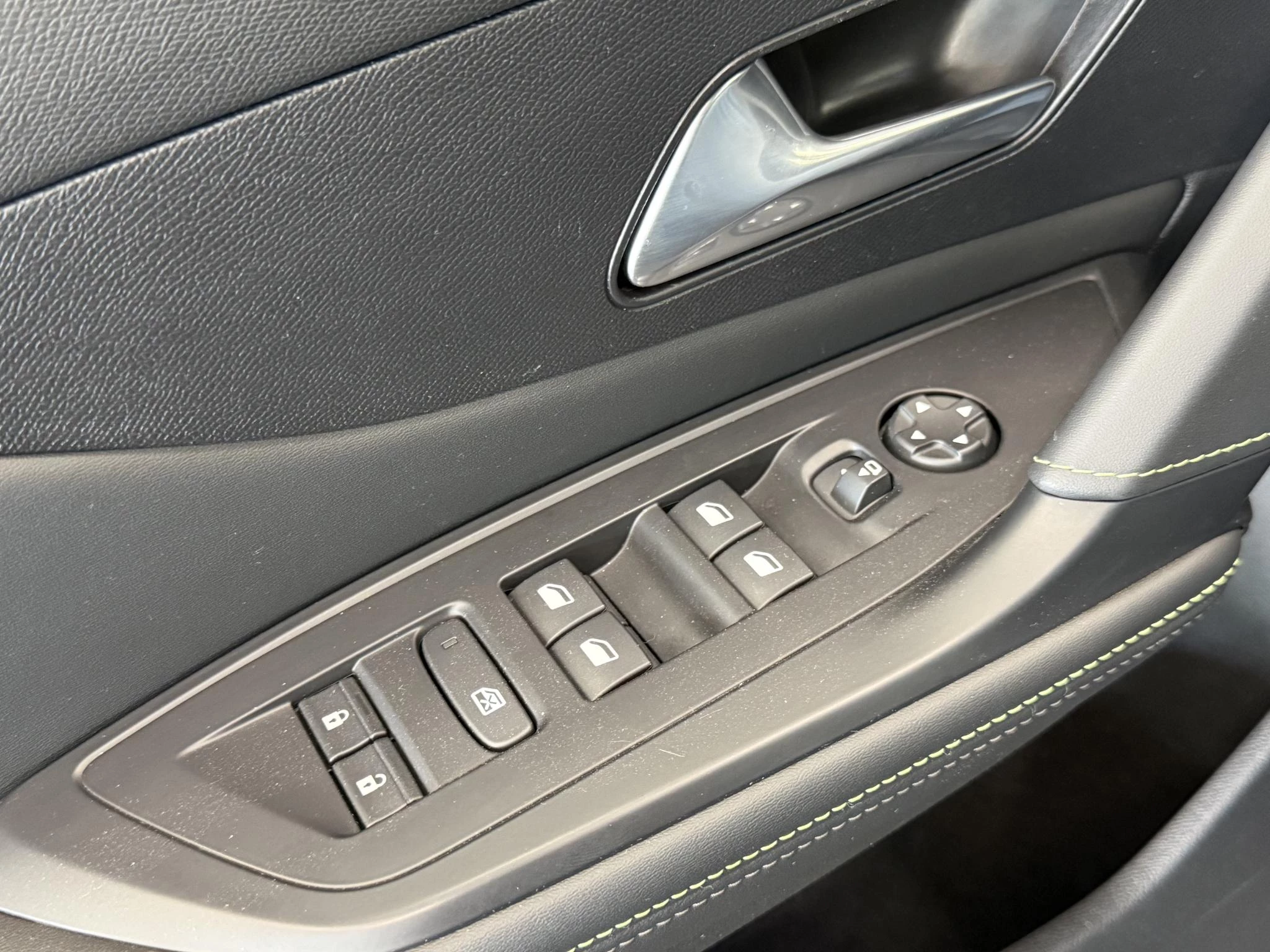 Hoofdafbeelding Peugeot 408