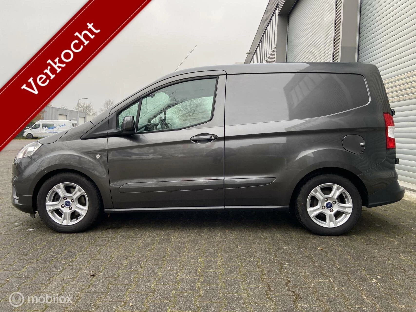 Hoofdafbeelding Ford Transit Courier