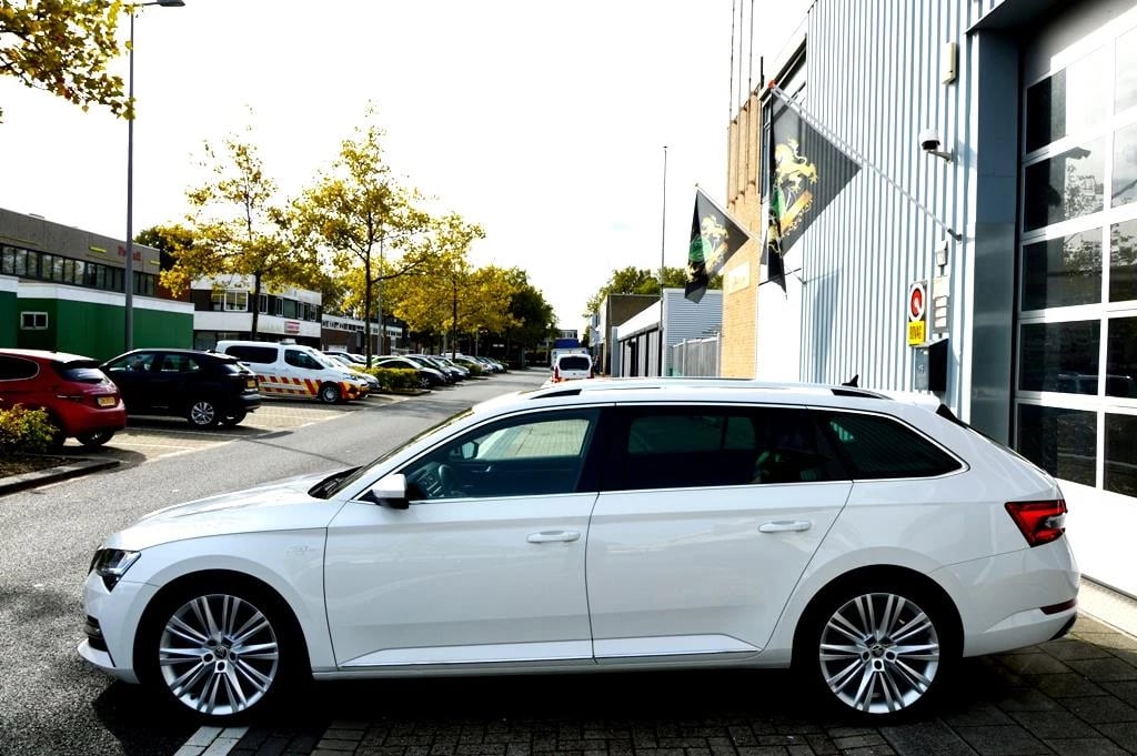 Hoofdafbeelding Škoda Superb