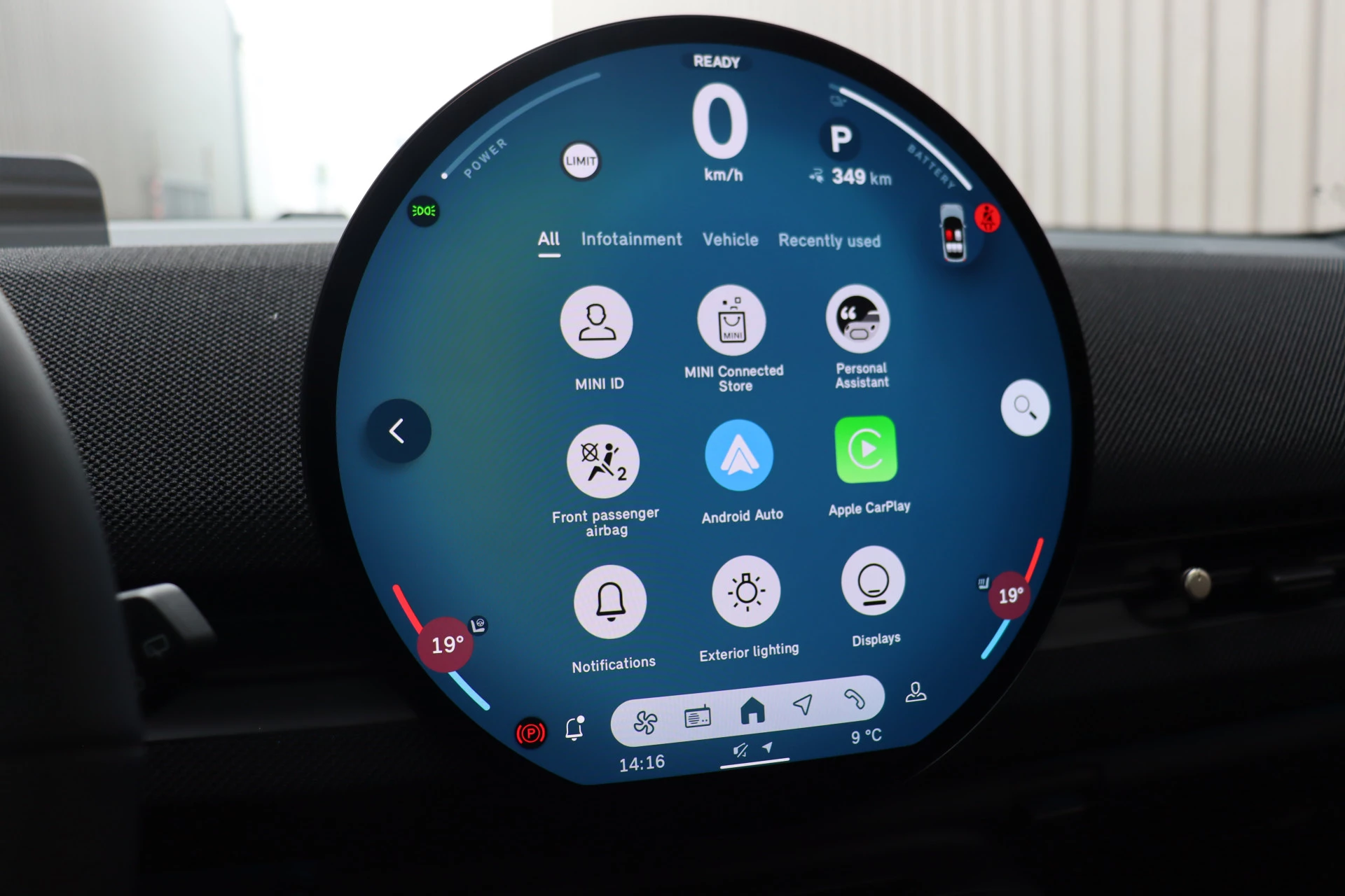 Hoofdafbeelding MINI Aceman