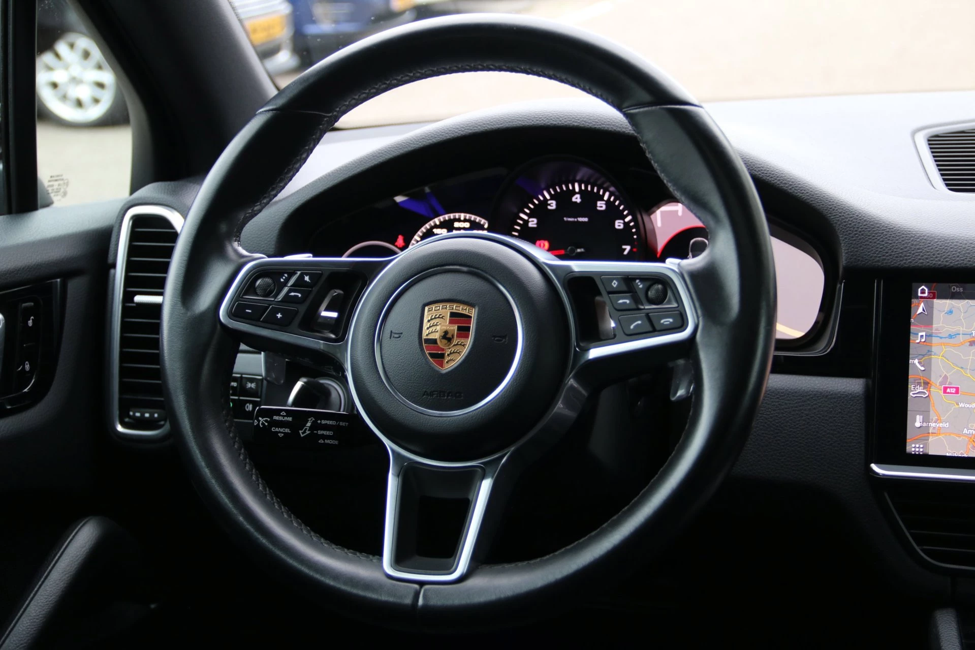 Hoofdafbeelding Porsche Cayenne