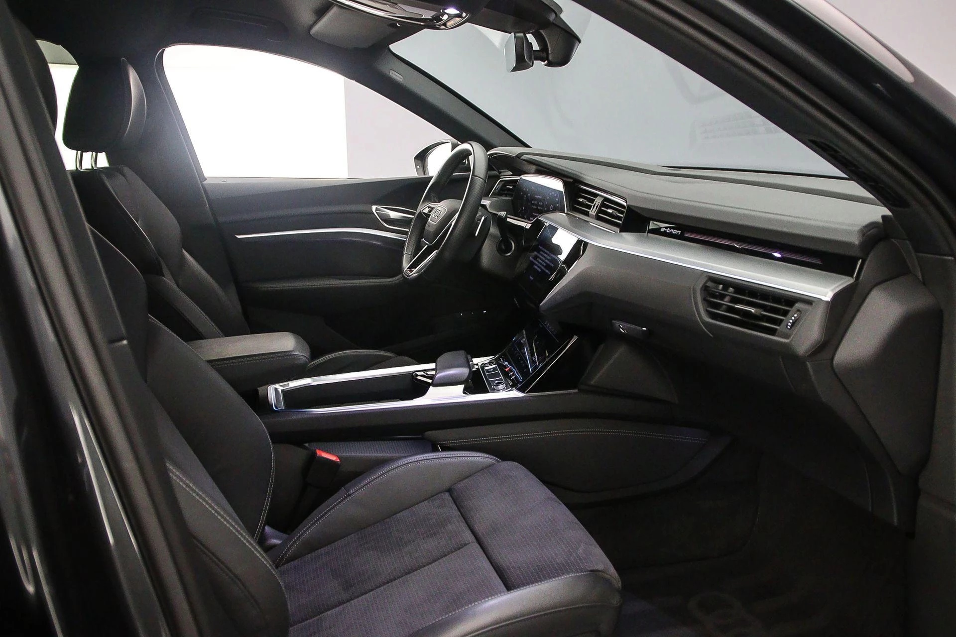 Hoofdafbeelding Audi Q8 e-tron